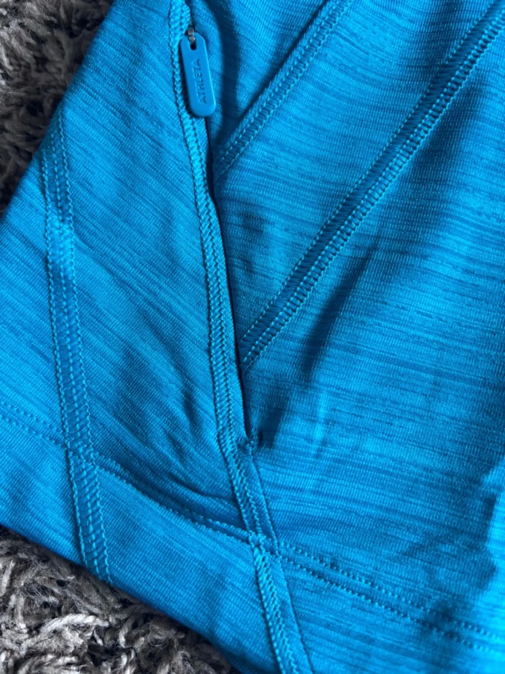 Athleta Pacifica Illume UPF Fitted Top in Teal Blue - Picture 5 of 6
